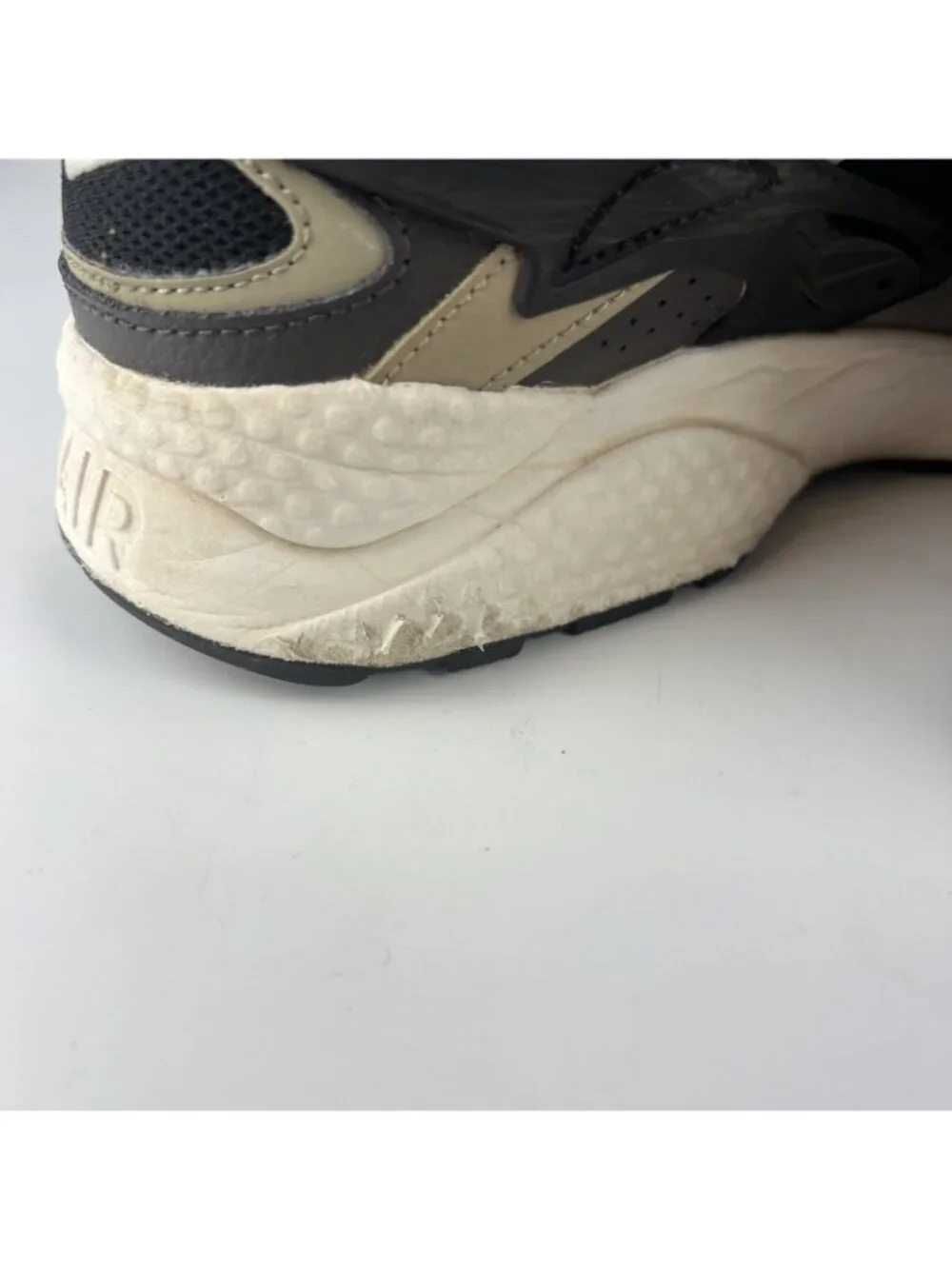 Nike Air Huarache Men's Running Shoes Black Gray Size 9.5 Sneakers